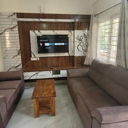 Castle Hsr Sarjapur Road Apartment Bangalore Ngoại thất bức ảnh
