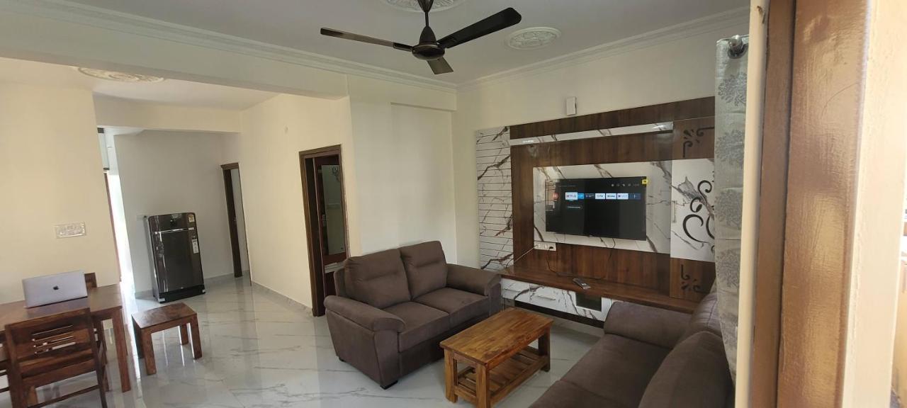 Castle Hsr Sarjapur Road Apartment Bangalore Ngoại thất bức ảnh