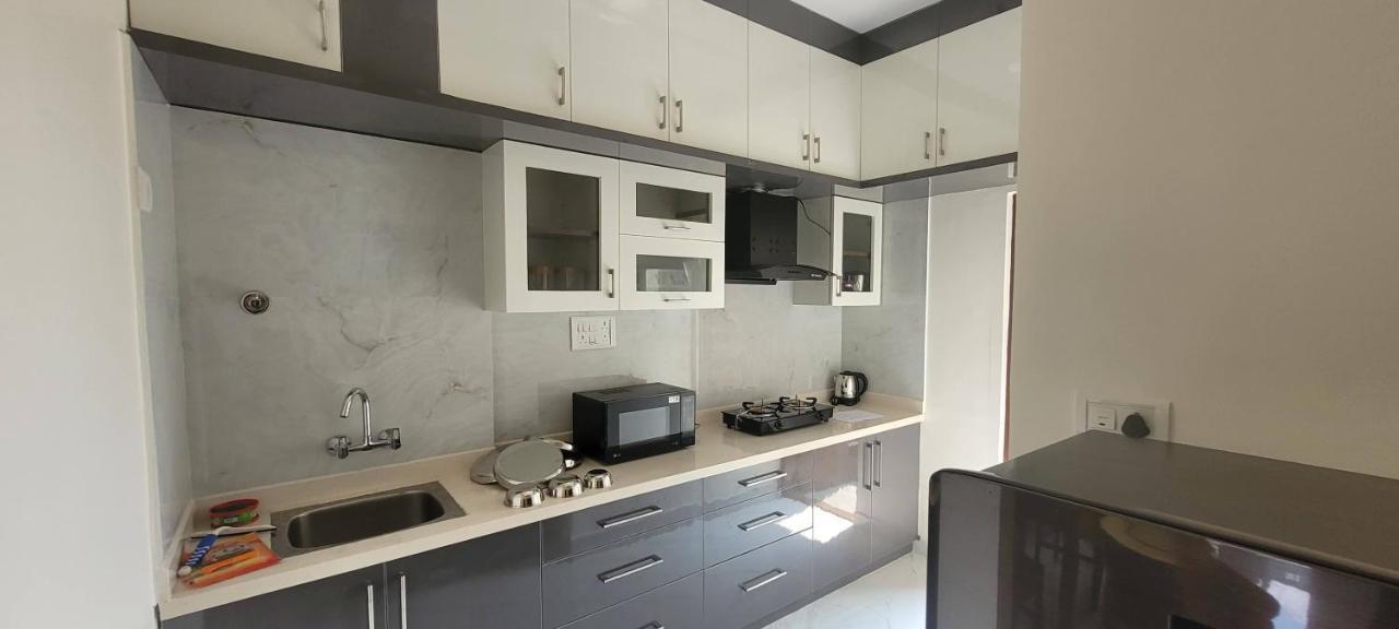 Castle Hsr Sarjapur Road Apartment Bangalore Ngoại thất bức ảnh